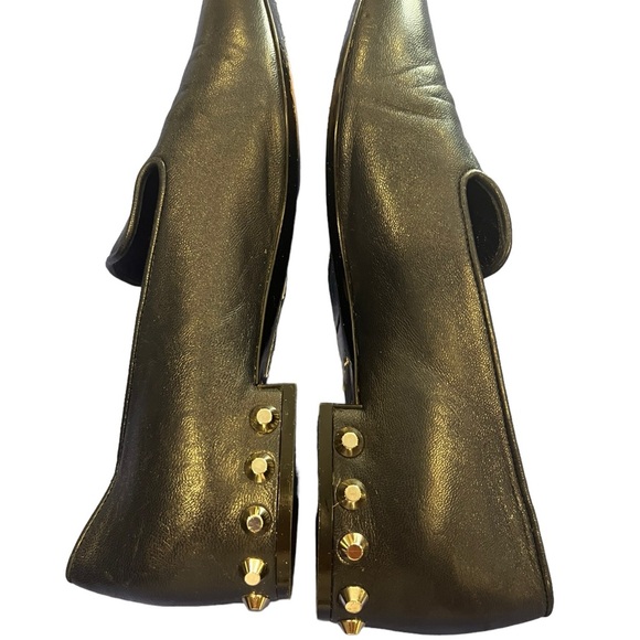 Balenciaga black loafers featuring almond toe, leather insole. - Picture 2 of 10